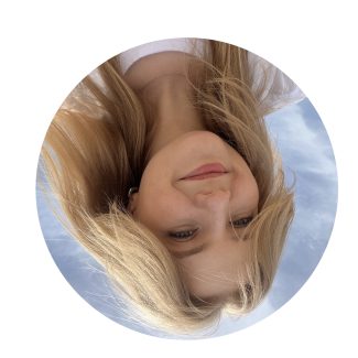 Xeniya Kistanova circle